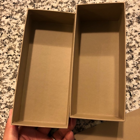 Burberry Sunglass Box - Picture 3 of 3